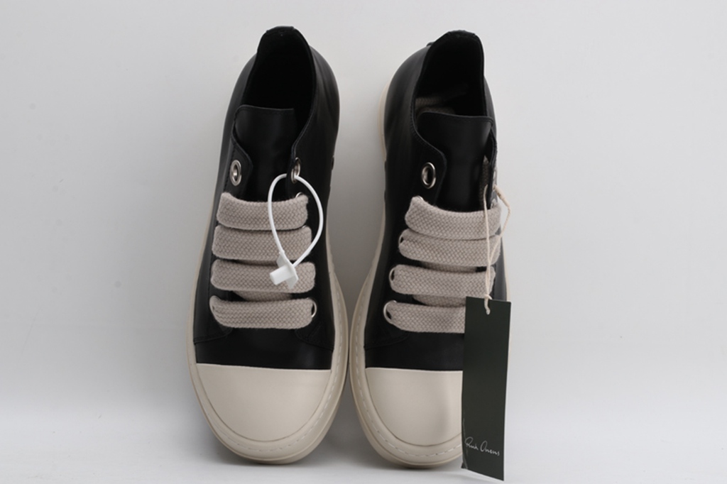 R.O sneakers